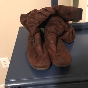 Brown boots